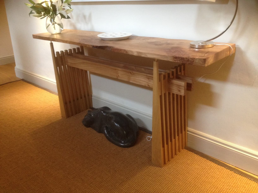 Elm console table
